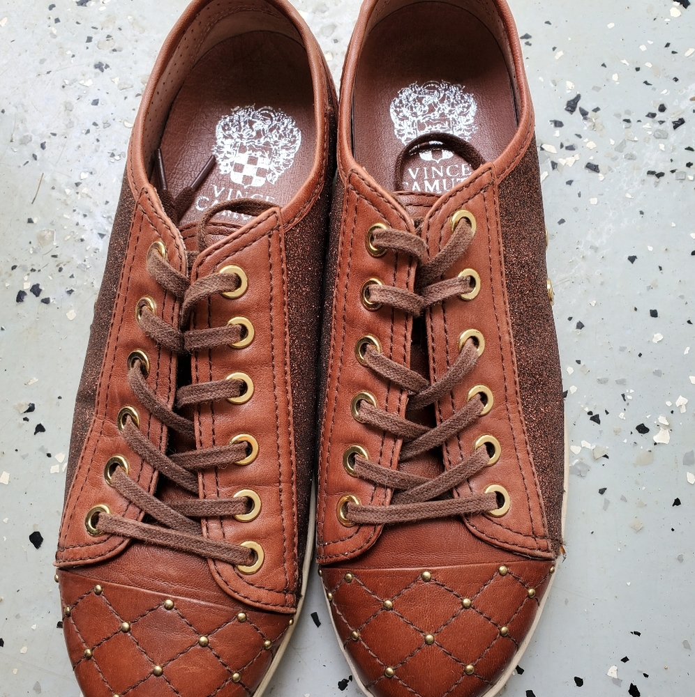 Vine camuto sneakers